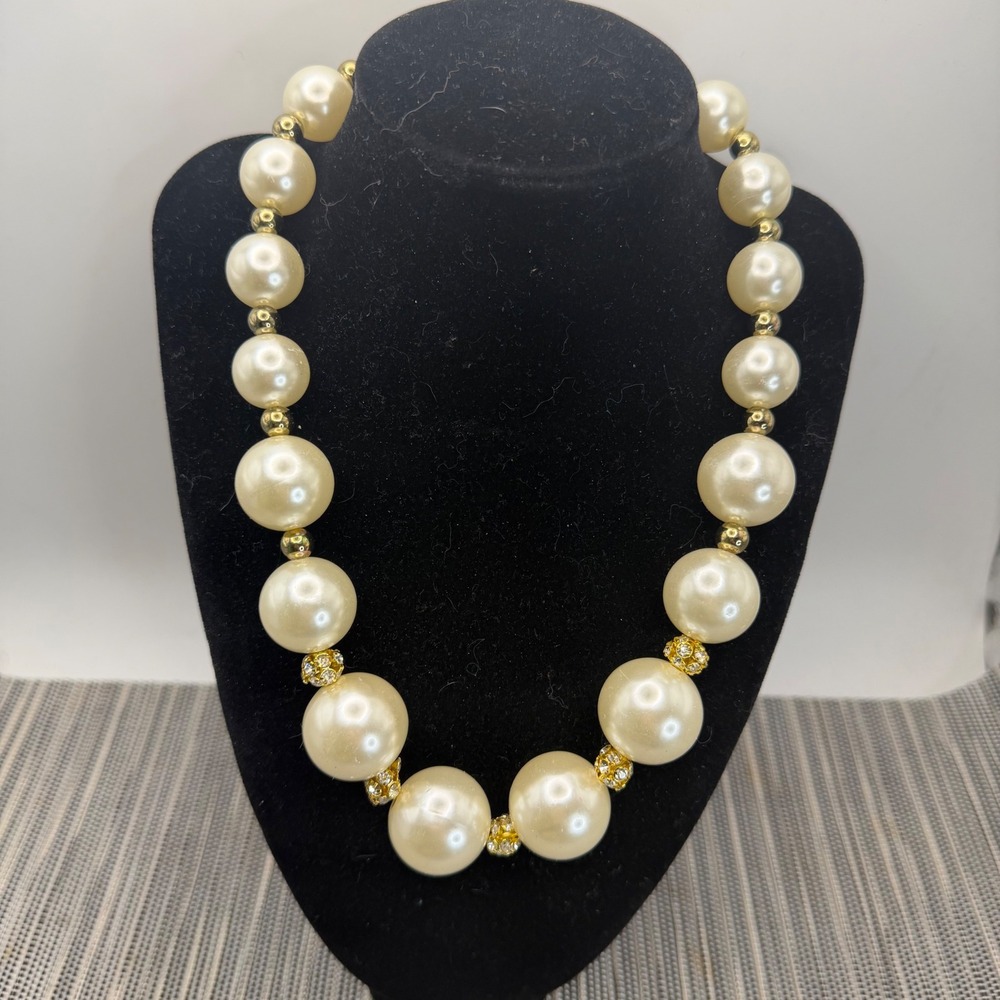Vintage Style Chunky Faux Pearl Statement Necklace Gold Rhinestone Accents 17in